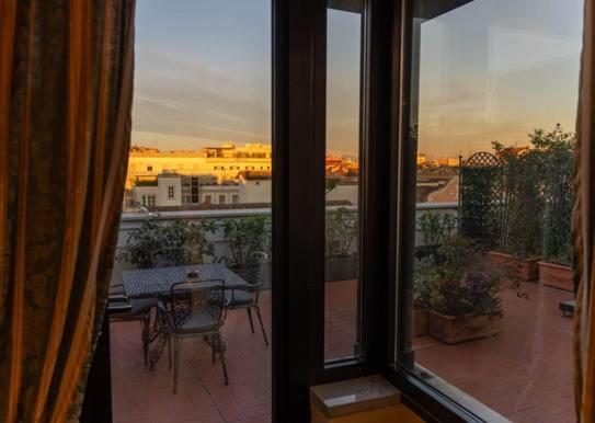 Hotel Mecenate Palace Roma Esterno foto